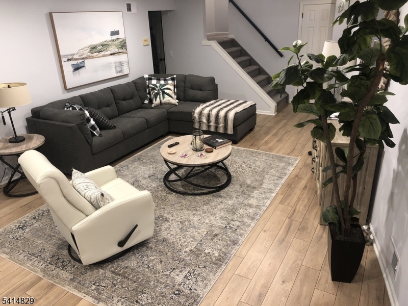 Sutton Woods - Residential Lease