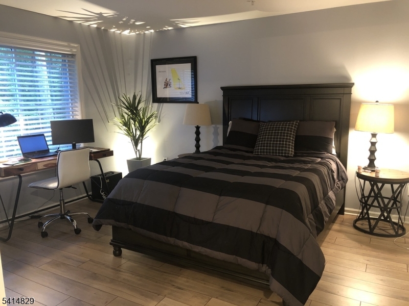 Sutton Woods - Residential Lease