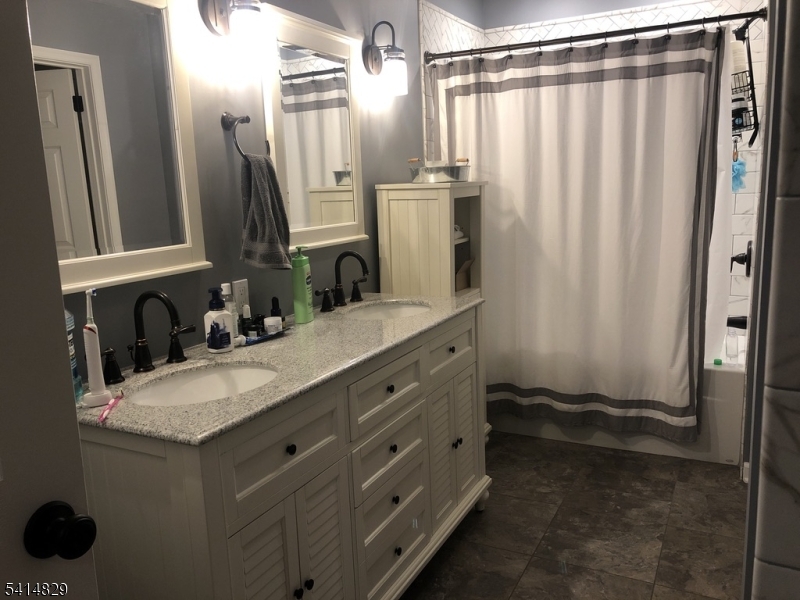 Sutton Woods - Residential Lease