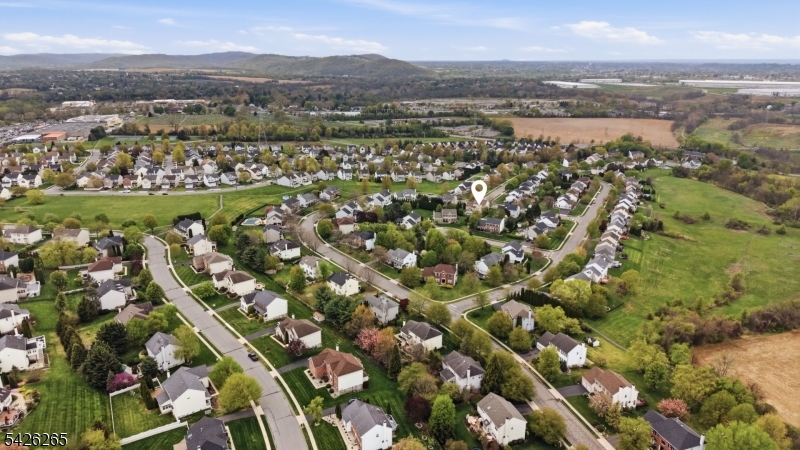 Greenwich Chase - Residential