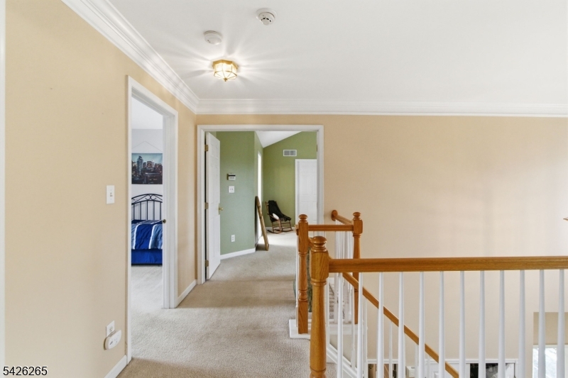 Greenwich Chase - Residential