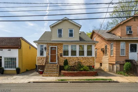 MLS: 3958097