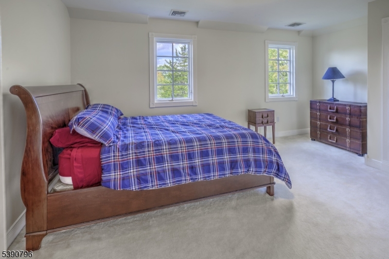 Roxiticus - Residential