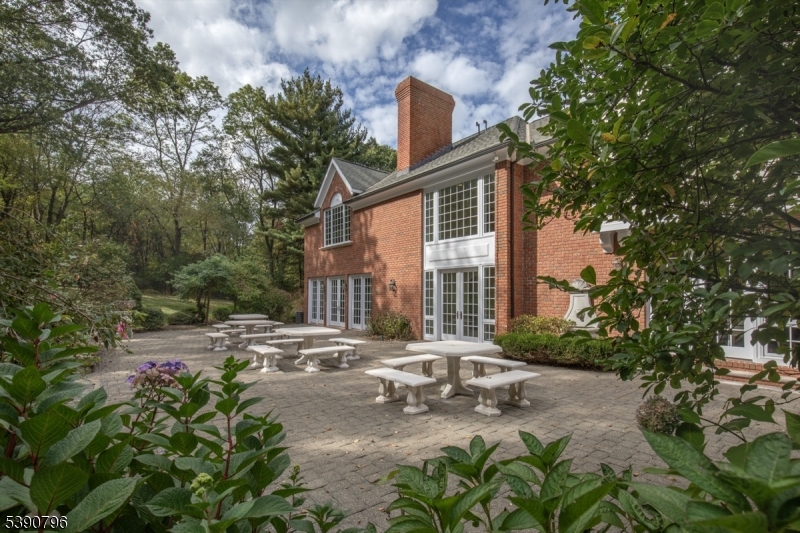 Roxiticus - Residential