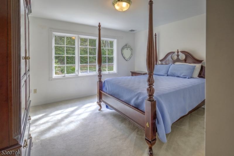 Roxiticus - Residential