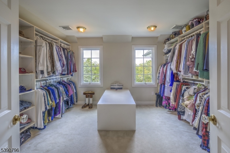 Roxiticus - Residential