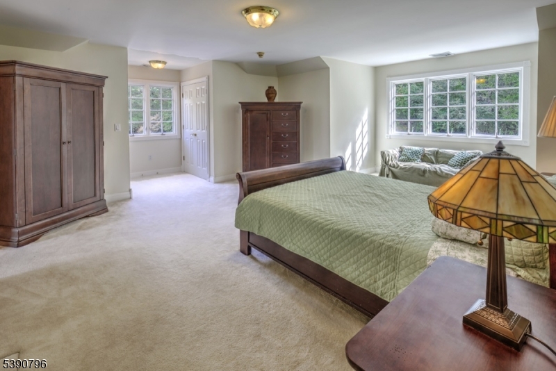 Roxiticus - Residential