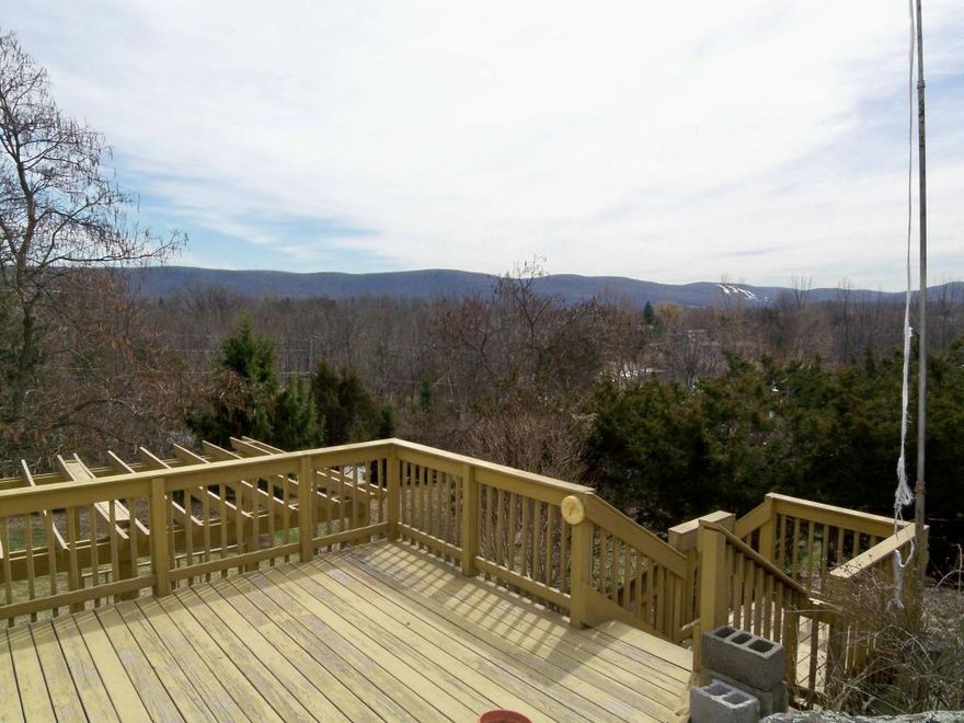 Don't miss out. This lot is the best value at Estates of Valhalla, a premier community in Montville Township. The lot is situated in a 100 year old quarry with multi million dollar homes. There are no comparable sites in Montville. Lot includes a survey and recent Perc test. Enjoy the fine restaurants, recreational facilities, library with activities for all ages, and convenient shopping. The town is noted for its good schools and the convenience of quick access to Routes 287, 80, 46, 280