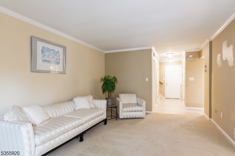 98 Canterbury Rd