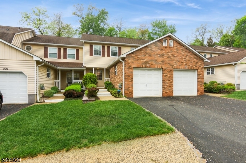 98 Canterbury Rd