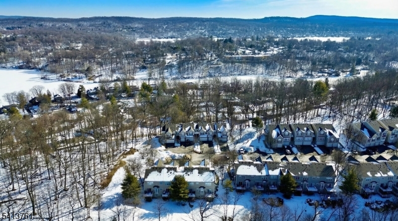 SUMMIT FALLS - Residential