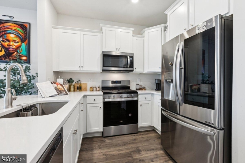 Capital Crossing - Residential