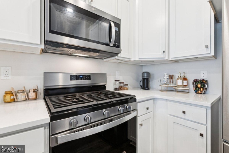 Capital Crossing - Residential