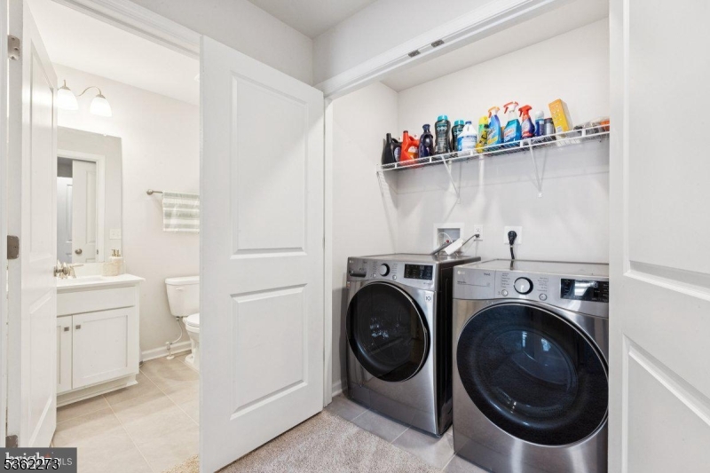 Capital Crossing - Residential