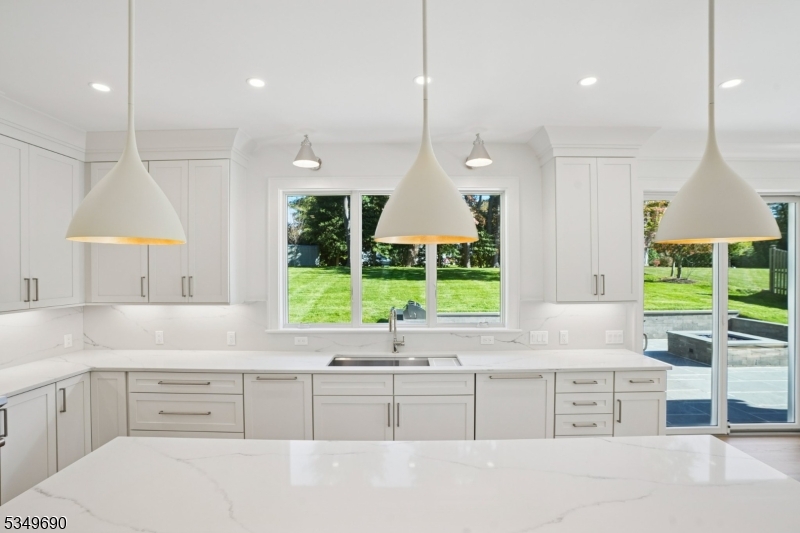 Rolling Hill - Residential