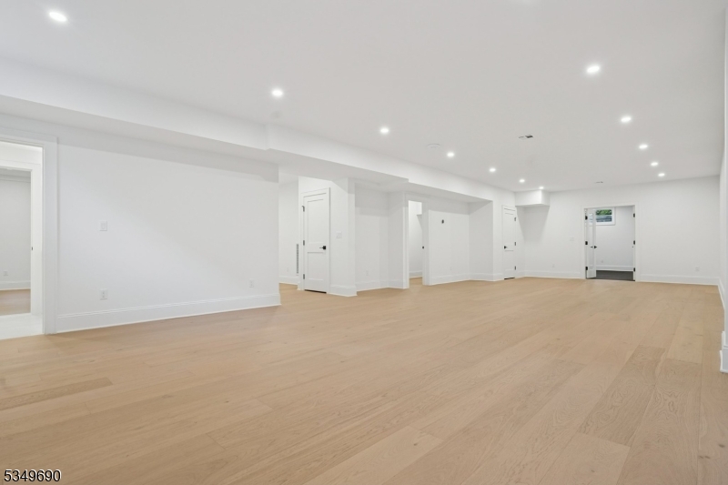 Rolling Hill - Residential