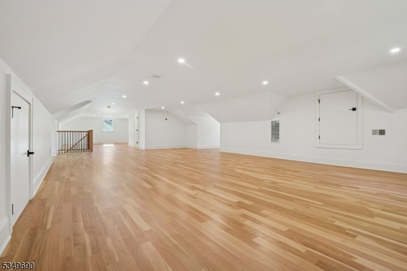 Rolling Hill - Residential