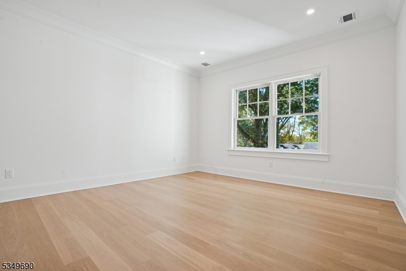 Rolling Hill - Residential