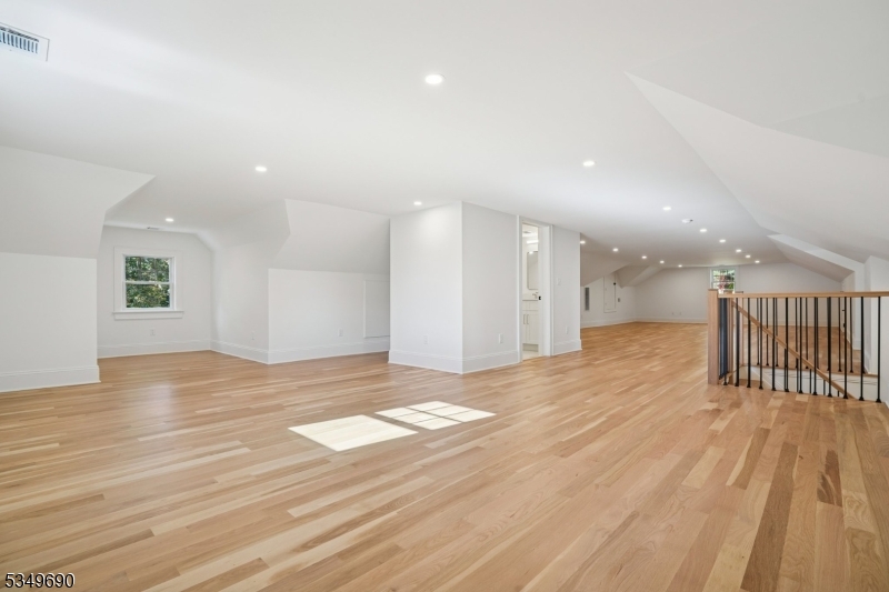 Rolling Hill - Residential