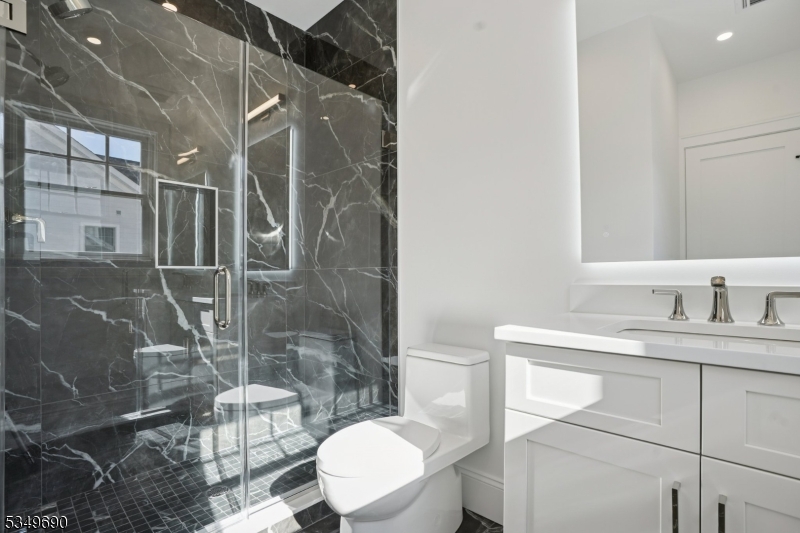 Rolling Hill - Residential