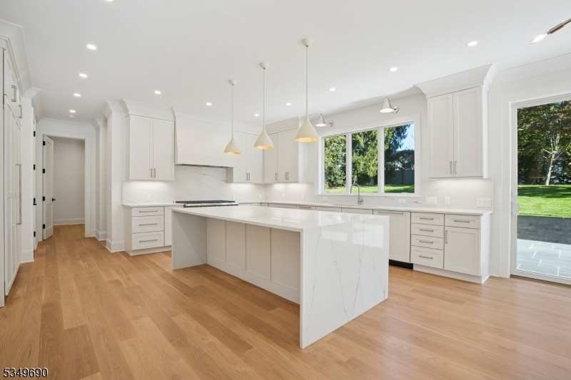 Rolling Hill - Residential