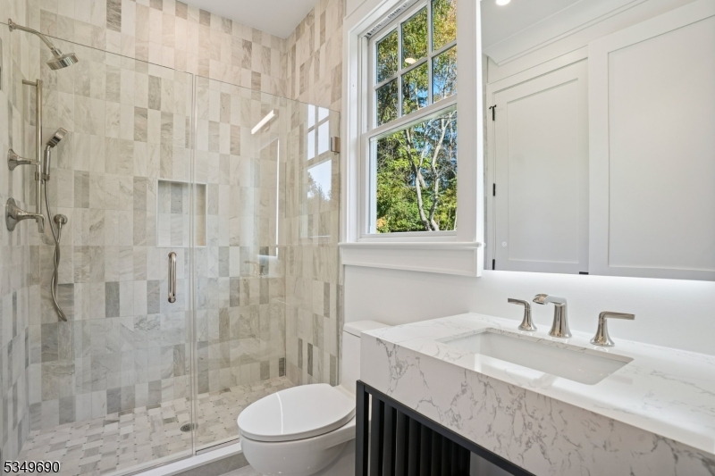 Rolling Hill - Residential