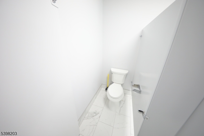 Hackettstown - Commercial Lease