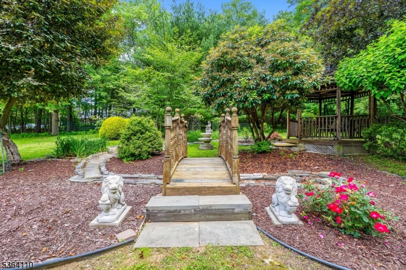 Flanders/High School Area - Residential