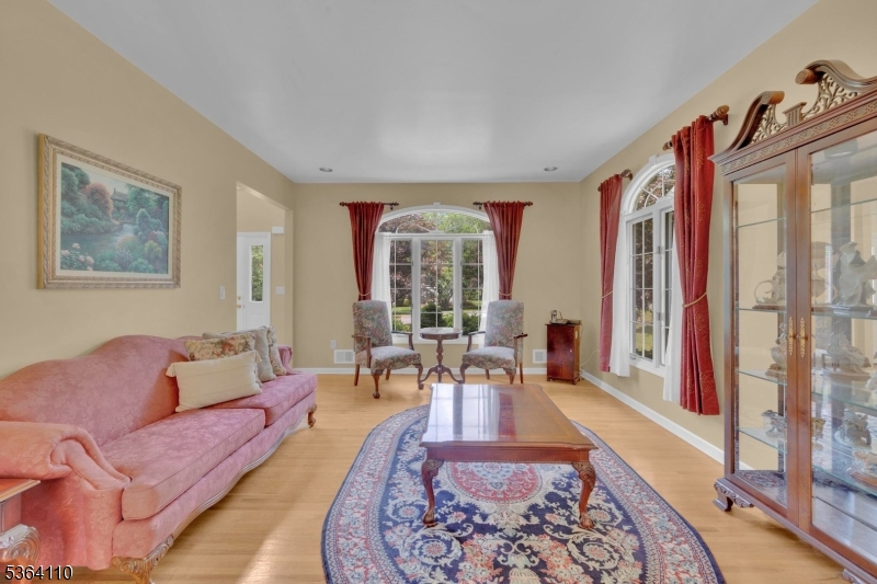 Flanders/High School Area - Residential