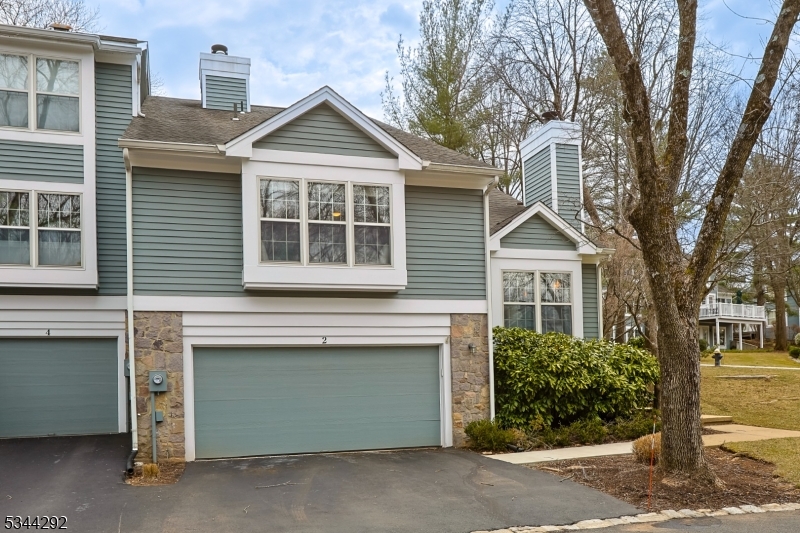 Knollcrest - Residential Lease