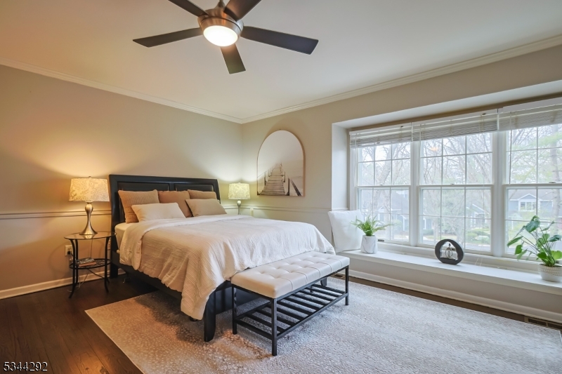 Knollcrest - Residential Lease