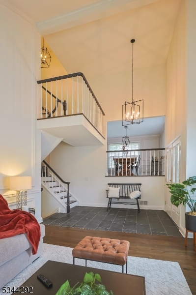 Knollcrest - Residential Lease