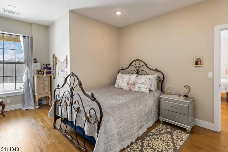 Fox Crest - Residential