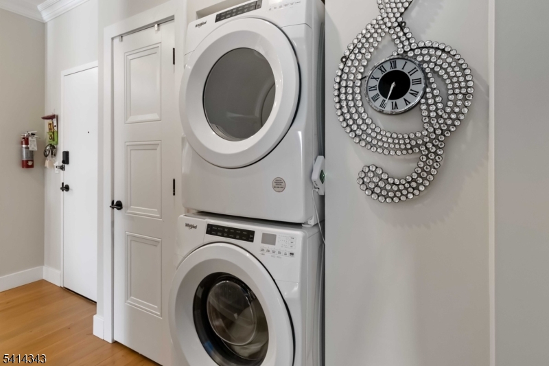 Fox Crest - Residential