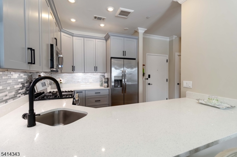 Fox Crest - Residential