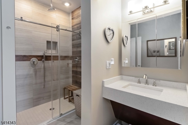 Fox Crest - Residential