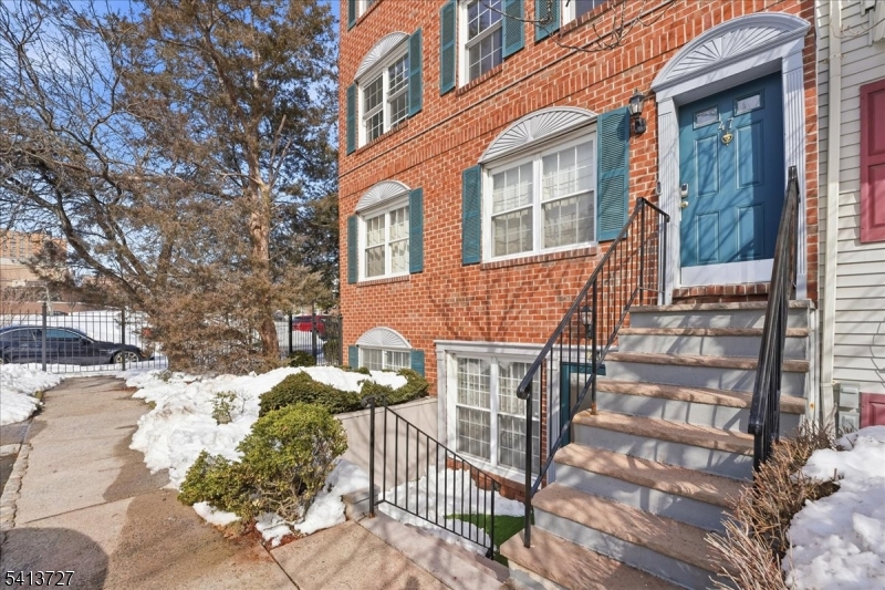 Society Hill - Residential Lease