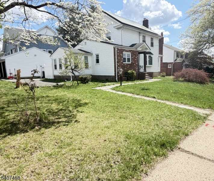 Elmwood - Residential