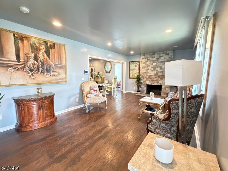 Elmwood - Residential