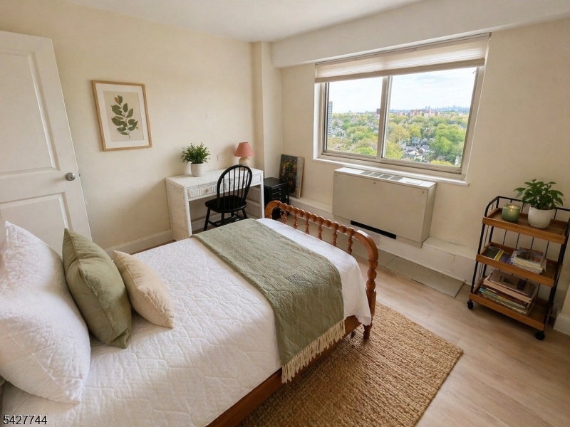 Harrison Park Towers - Residential