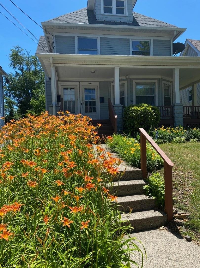 Photo 1 of 9 — 510 E 7Th St 2, Plainfield City, NJ 07060