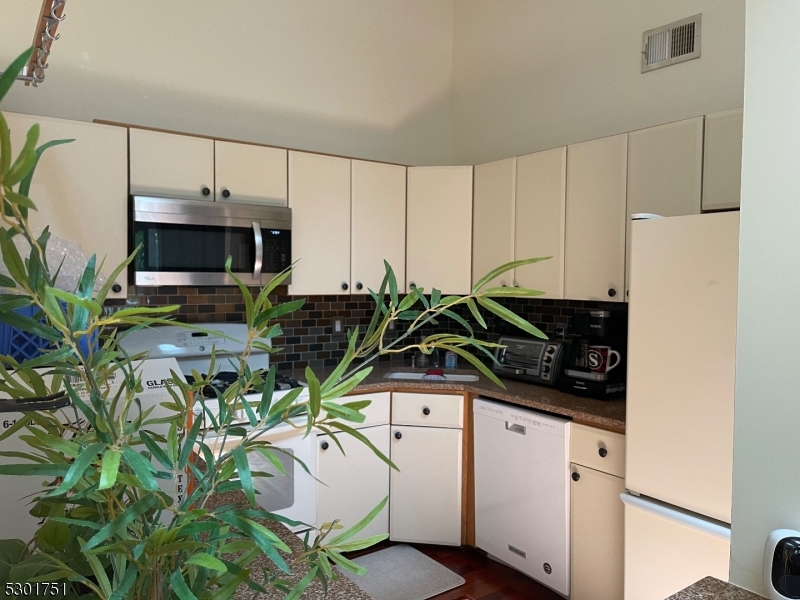 Society Hill - Residential Lease