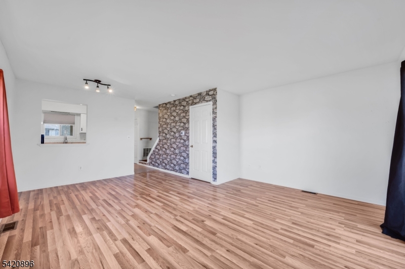 Sun Ridge - Residential