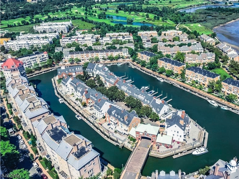 Port Liberte - Residential