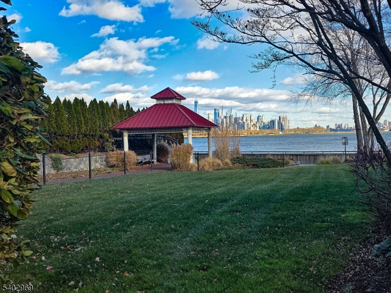 Port Liberte - Residential