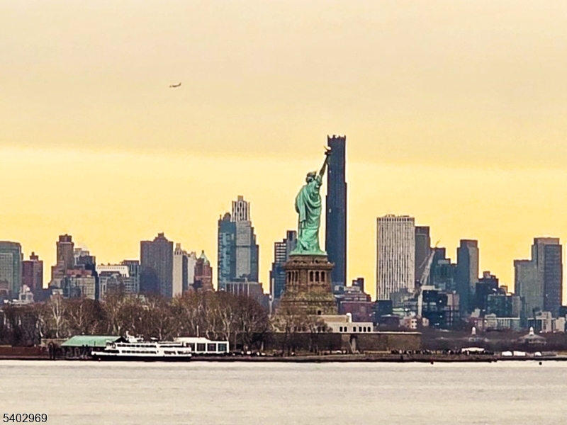 Port Liberte - Residential