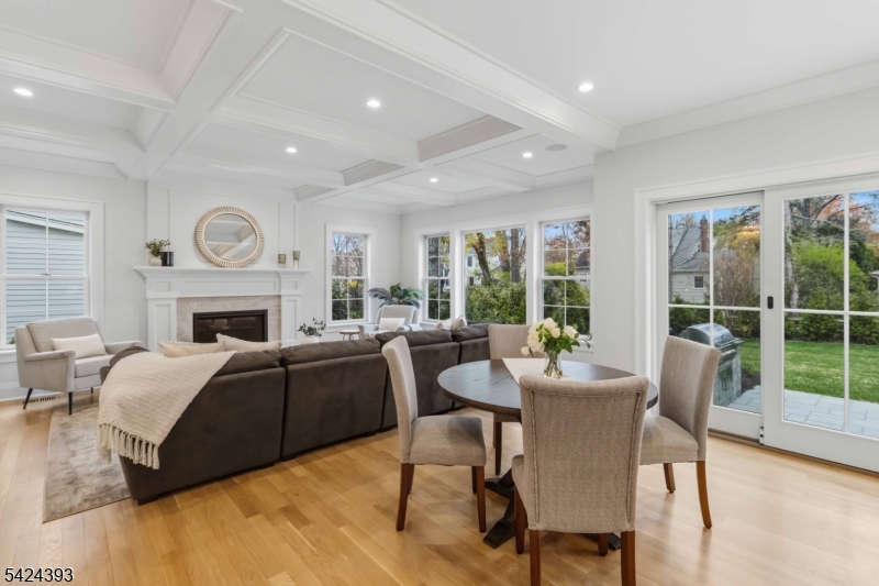 Upper Washington Avenue - Residential