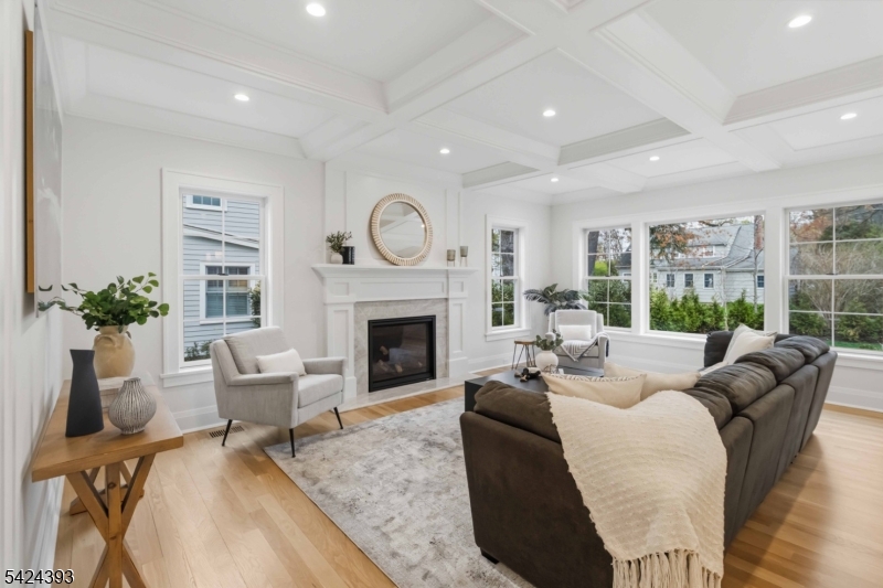 Upper Washington Avenue - Residential