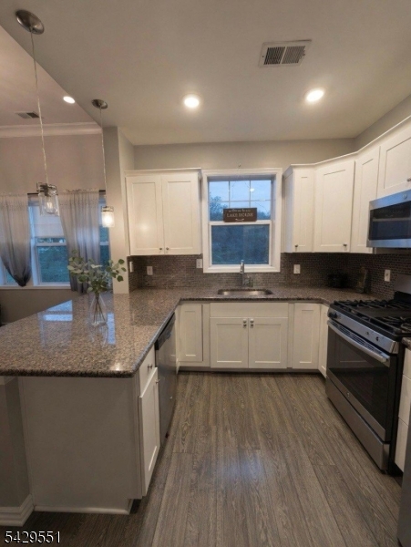 Brookland at Lakepointe - Residential