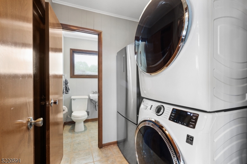 White Meadow Lake - Residential